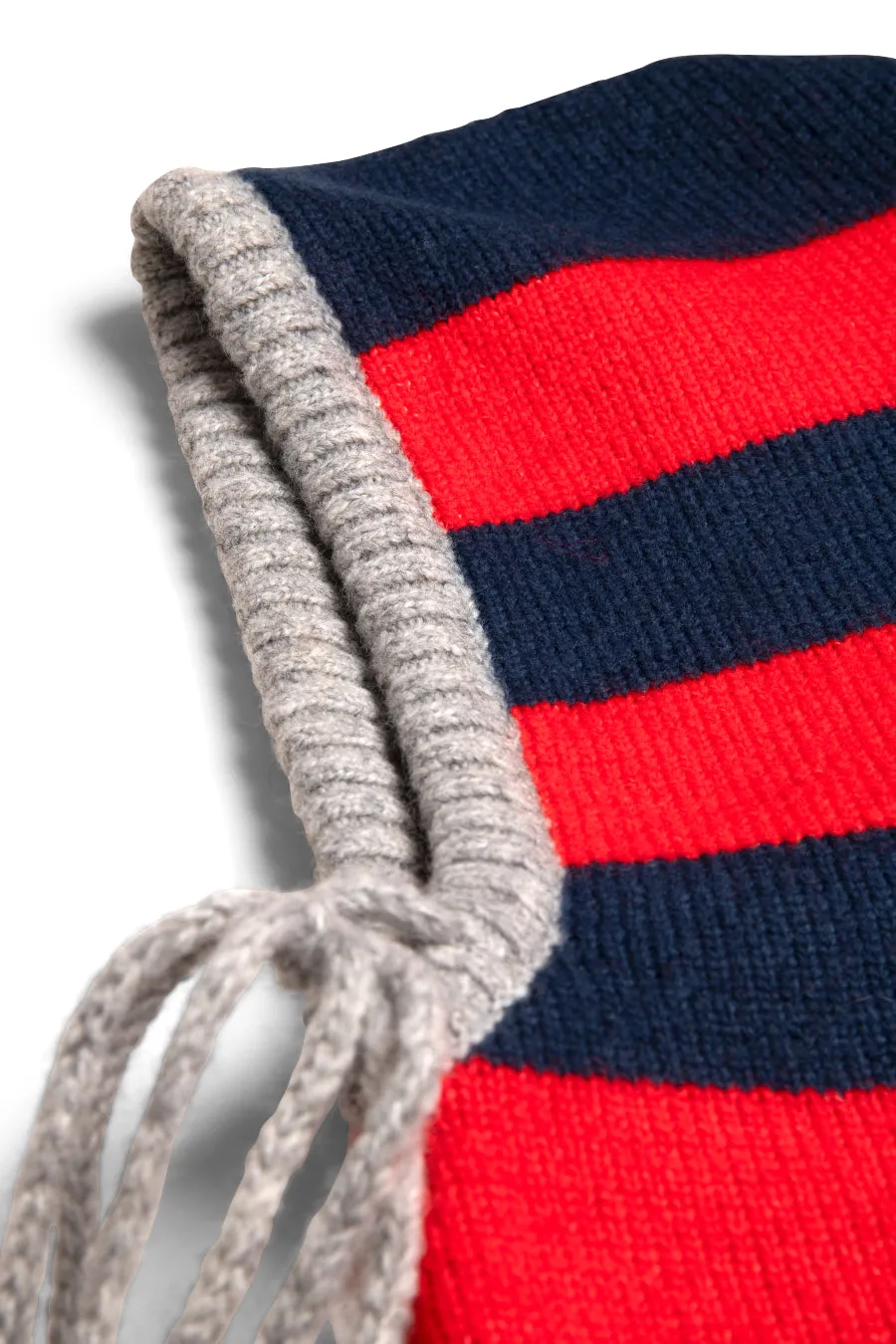 hood in red & navy with grey tie